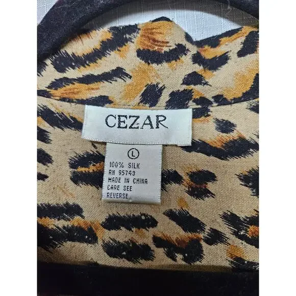 Vintage Cezar 100% Raw Silk Leopard Large Button-Up Short Sleeve Collar Blouse - Picture 3 of 5